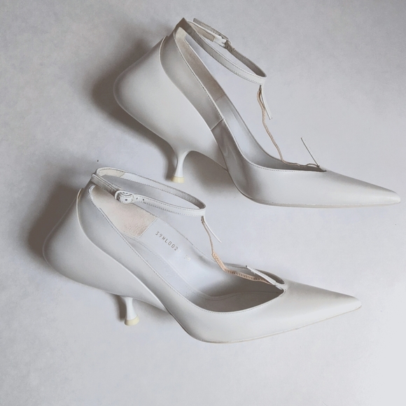 Maison Martin Margiela Shoes - MARGIELA 39 T-strap Exaggerated Marshmallow Heels